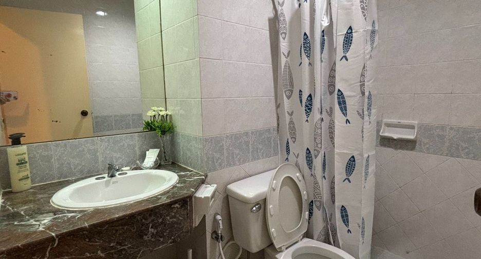 For rent 2 ベッドルーム serviced apartment in Pathum Wan, Bangkok