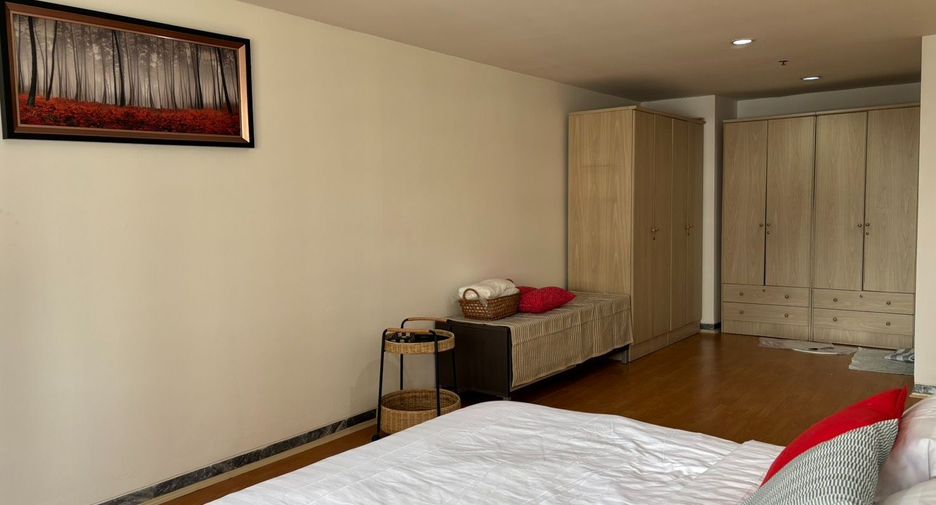 For rent 2 ベッドルーム serviced apartment in Pathum Wan, Bangkok
