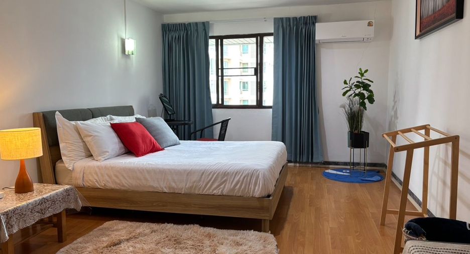 For rent 2 ベッドルーム serviced apartment in Pathum Wan, Bangkok