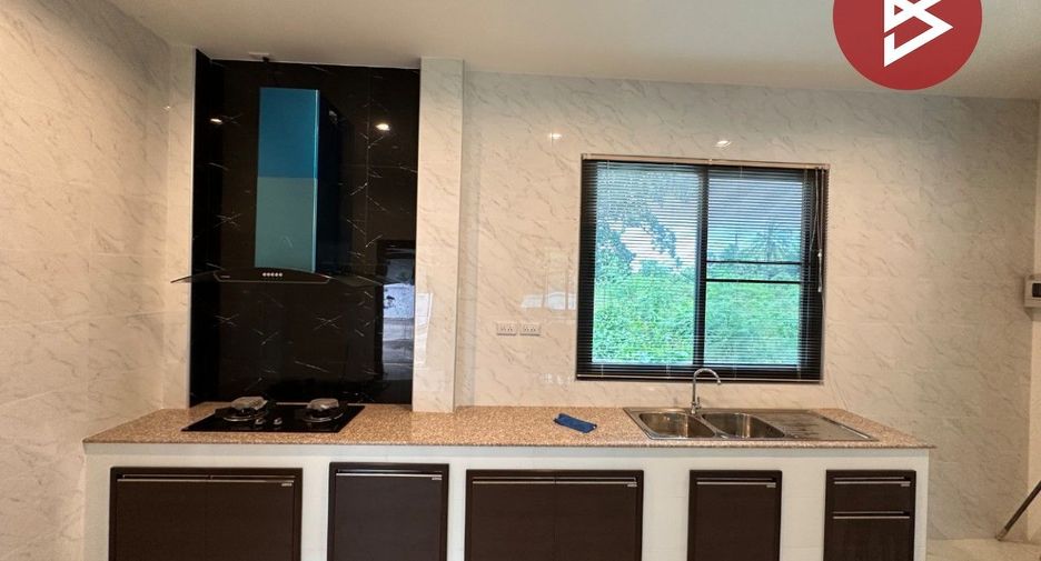 For sale 3 bedrooms house in Mueang Phitsanulok, Phitsanulok