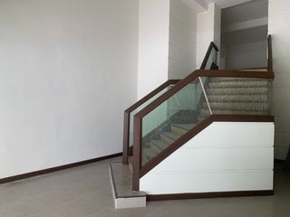 For rent retail Space in Bang Rak, Bangkok