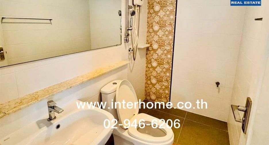 For sale 4 bedrooms house in Mueang Chiang Mai, Chiang Mai