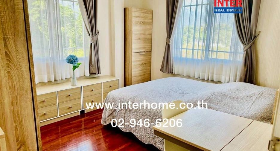 For sale 4 bedrooms house in Mueang Chiang Mai, Chiang Mai