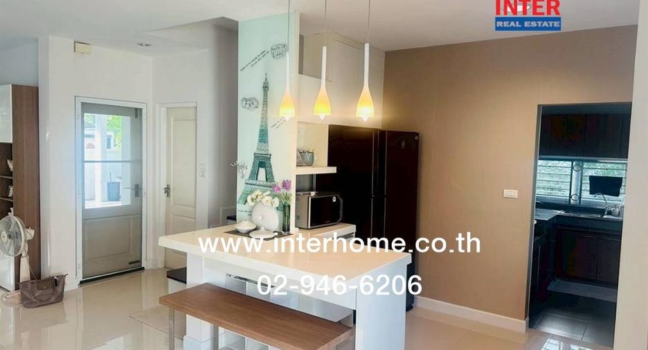 For sale 4 bedrooms house in Mueang Chiang Mai, Chiang Mai