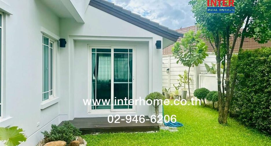 For sale 4 bedrooms house in Mueang Chiang Mai, Chiang Mai