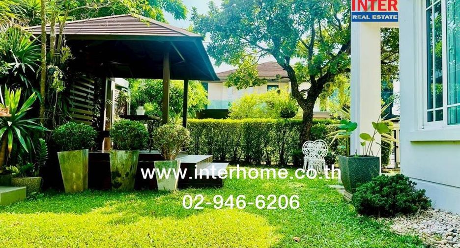 For sale 4 bedrooms house in Mueang Chiang Mai, Chiang Mai