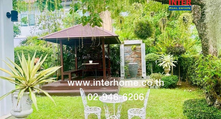 For sale 4 bedrooms house in Mueang Chiang Mai, Chiang Mai