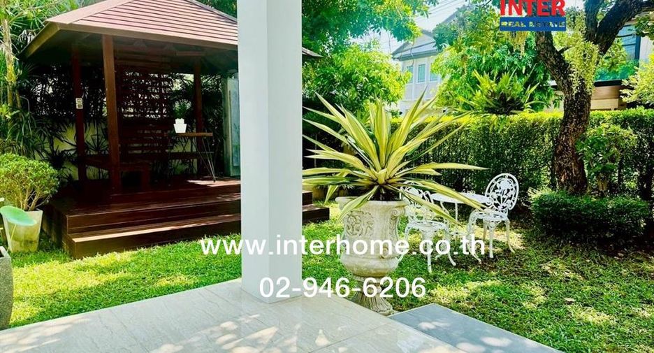 For sale 4 bedrooms house in Mueang Chiang Mai, Chiang Mai