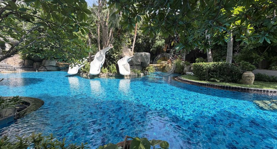 À louer 2 chambres condo à Bang Lamung, Chonburi