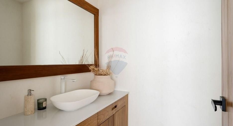 For sale 4 bedrooms villa in Ko Samui, Surat Thani
