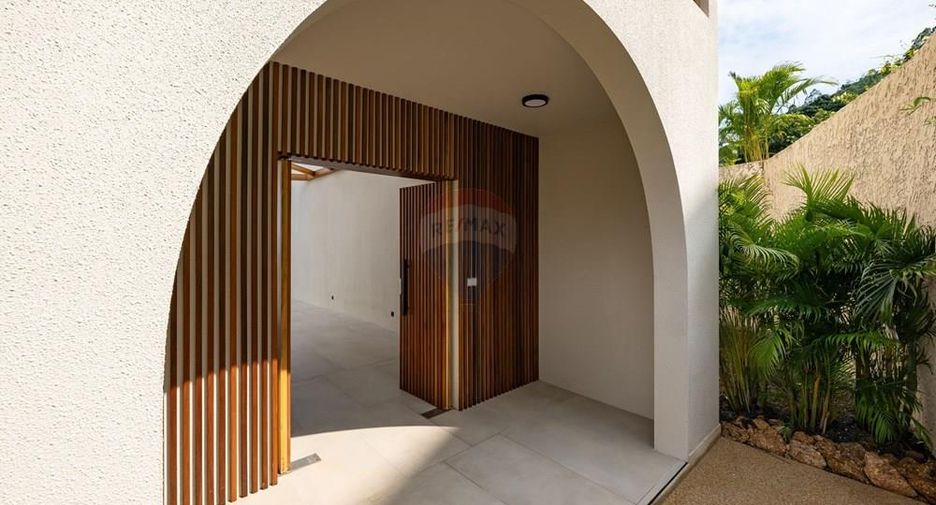For sale 4 bedrooms villa in Ko Samui, Surat Thani