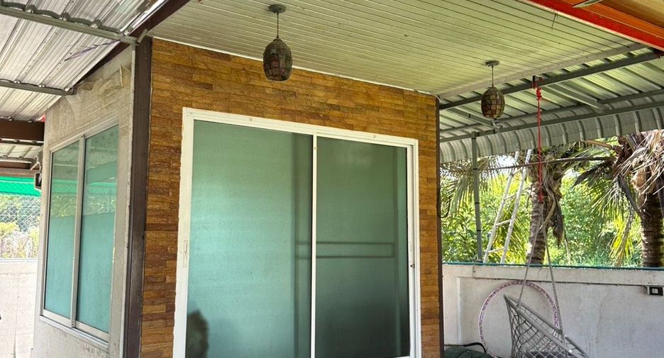 For sale 2 bedrooms house in Mueang Chachoengsao, Chachoengsao