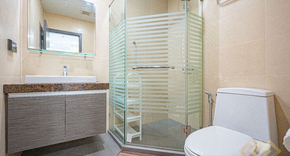 For sale 1 bed condo in Bang Lamung, Chonburi