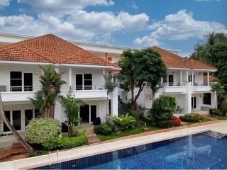 For sale 2 ベッドルーム townhouse in Ko Samui, Surat Thani