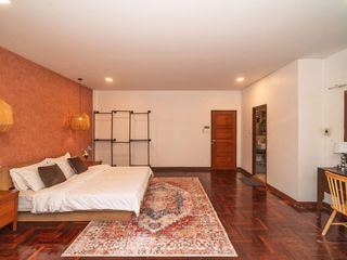 Reihenhaus zur Miete mit 5 Zimmer in Watthana, Bangkok