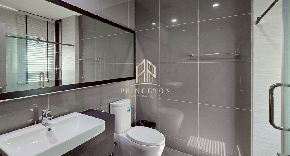 For rent and for sale 5 bedrooms house in Saphan Sung, Bangkok