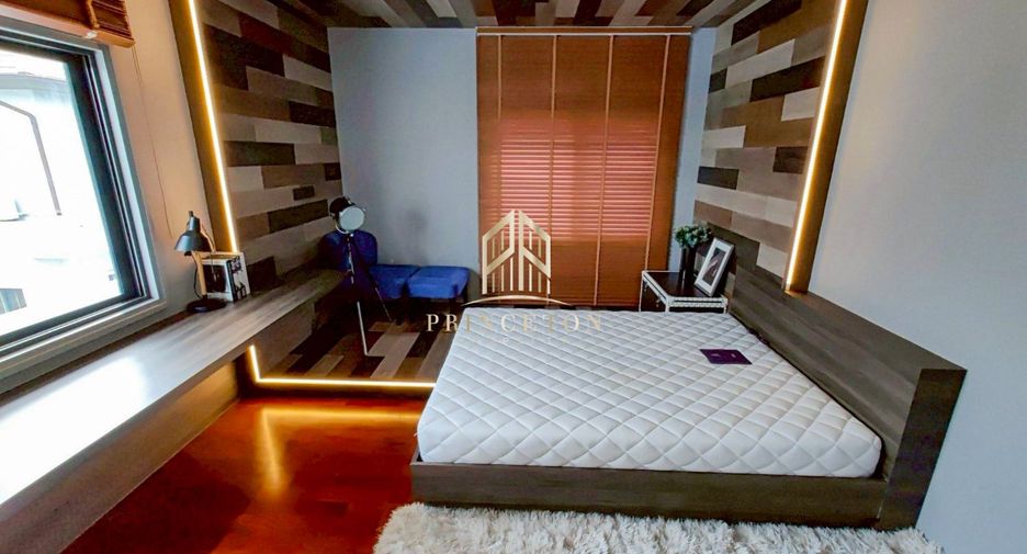 For rent and for sale 5 bedrooms house in Saphan Sung, Bangkok