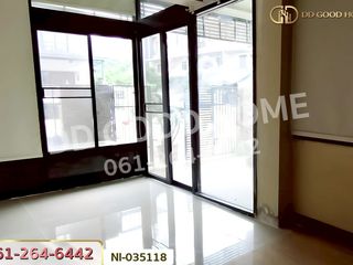 For sale 4 bedrooms townhouse in Khlong Sam Wa, Bangkok