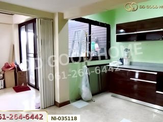 For sale 4 bedrooms townhouse in Khlong Sam Wa, Bangkok