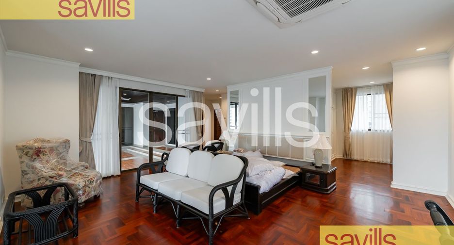 For rent 4 bedrooms condo in Khlong Toei, Bangkok