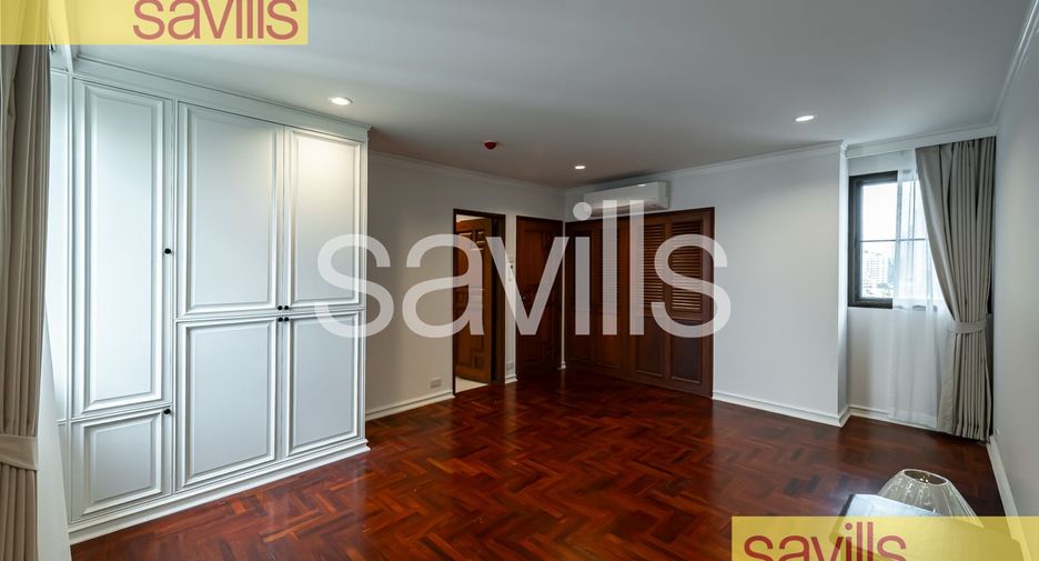 For rent 4 bedrooms condo in Khlong Toei, Bangkok