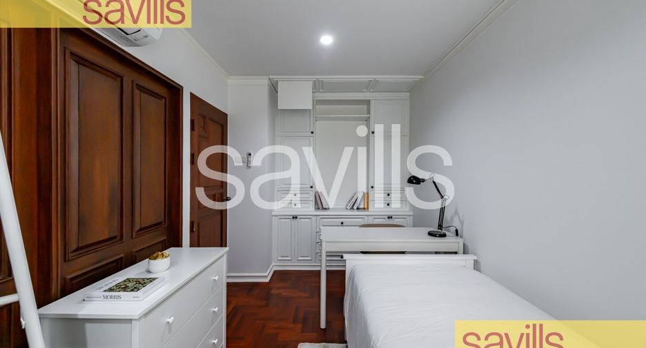 For rent 4 bedrooms condo in Khlong Toei, Bangkok