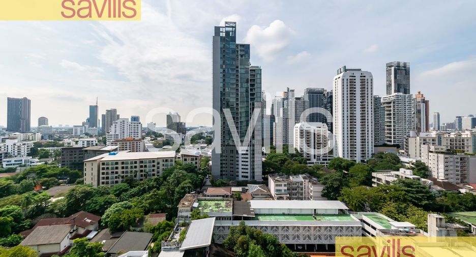 For rent 4 bedrooms condo in Khlong Toei, Bangkok