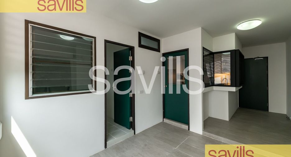For rent 4 bedrooms condo in Khlong Toei, Bangkok