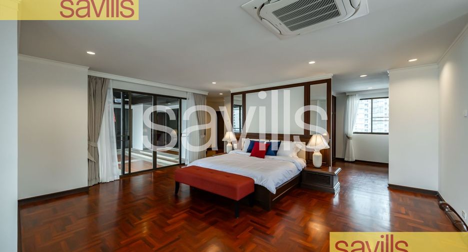 For rent 4 bedrooms condo in Khlong Toei, Bangkok