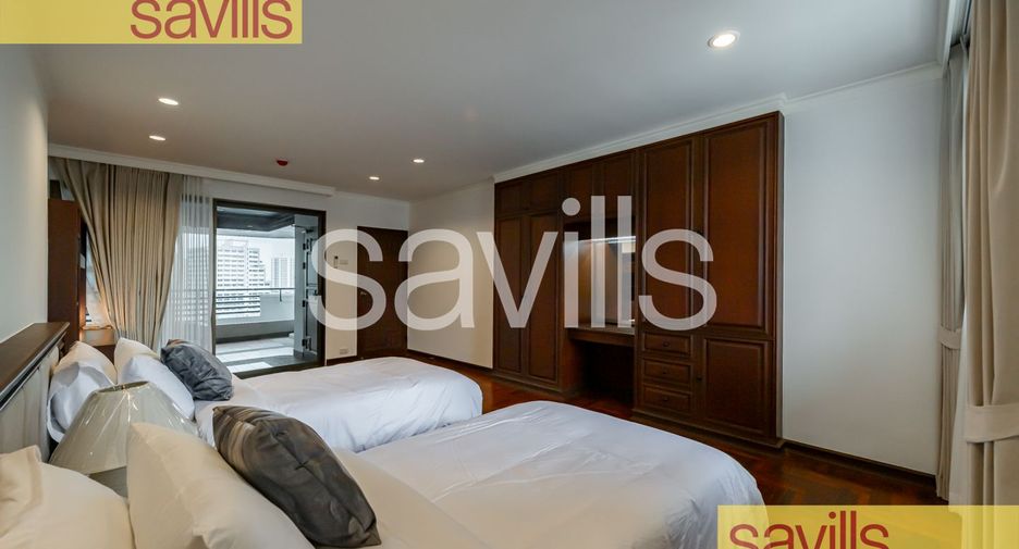 For rent 4 bedrooms condo in Khlong Toei, Bangkok