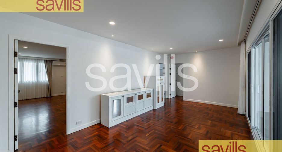 For rent 4 bedrooms condo in Khlong Toei, Bangkok