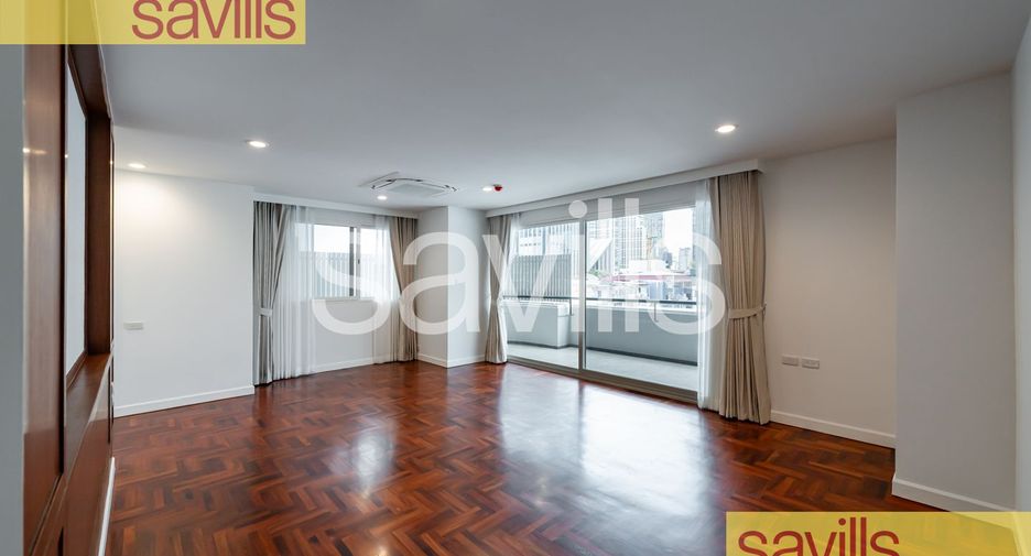 For rent 4 bedrooms condo in Khlong Toei, Bangkok
