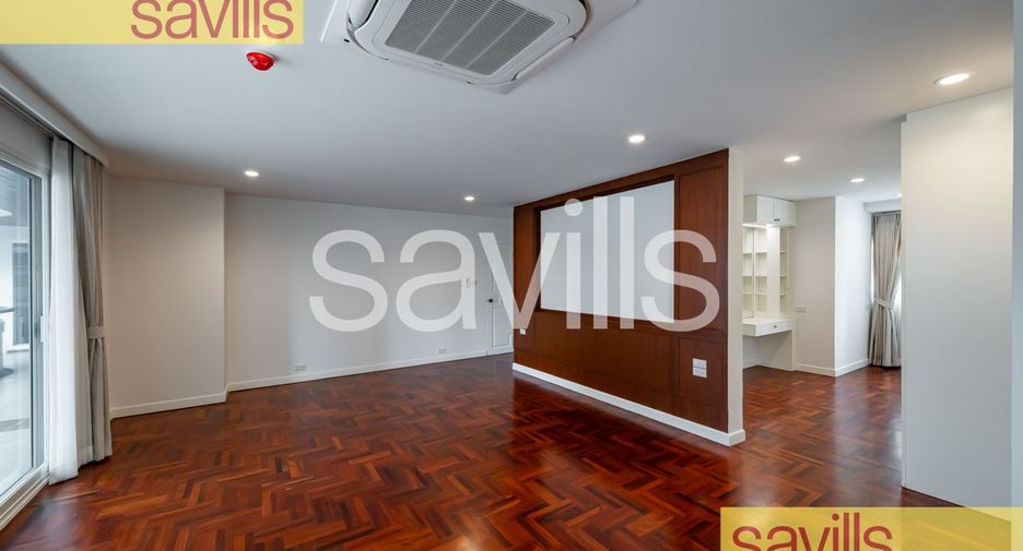 For rent 4 bedrooms condo in Khlong Toei, Bangkok