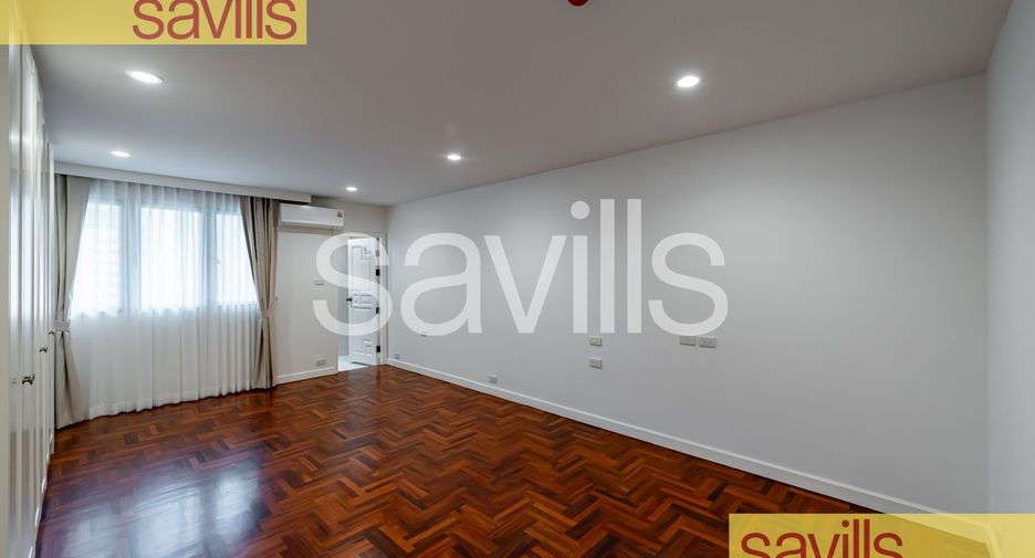 For rent 4 bedrooms condo in Khlong Toei, Bangkok