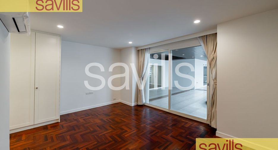 For rent 4 bedrooms condo in Khlong Toei, Bangkok