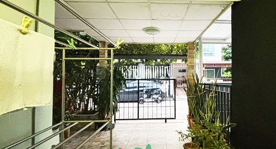 For sale 3 bedrooms townhouse in Mueang Nonthaburi, Nonthaburi