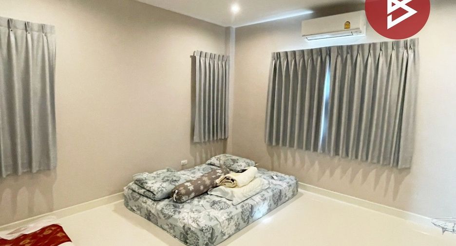 For sale 4 bedrooms house in Mueang Phitsanulok, Phitsanulok