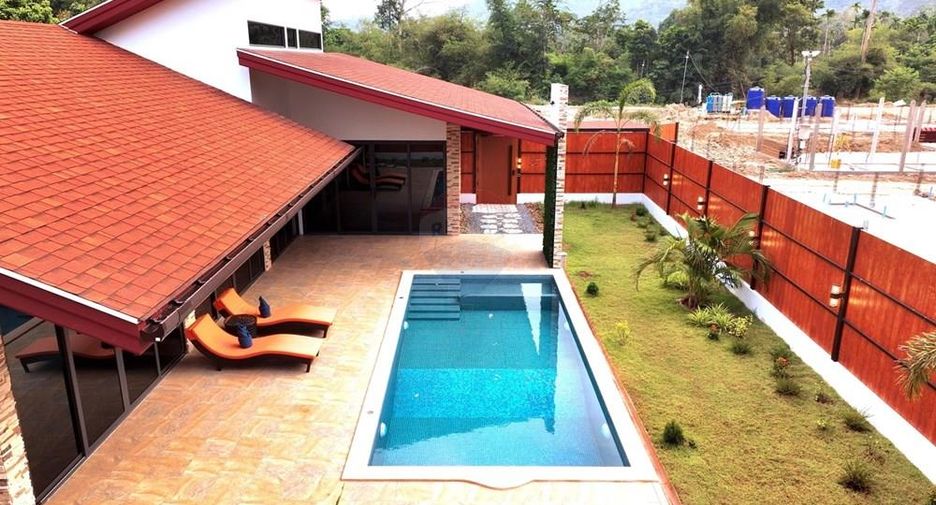 For sale 3 bedrooms villa in Ko Samui, Surat Thani