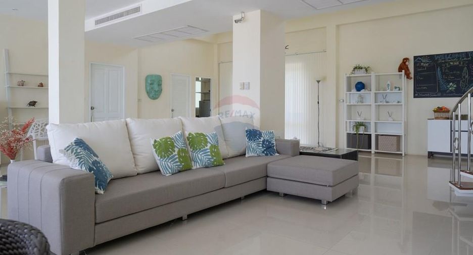 For rent 4 bedrooms villa in Ko Samui, Surat Thani