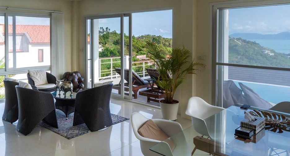 For rent 4 bedrooms villa in Ko Samui, Surat Thani