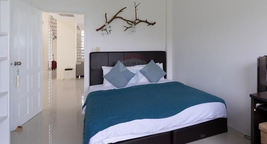 For rent 4 bedrooms villa in Ko Samui, Surat Thani
