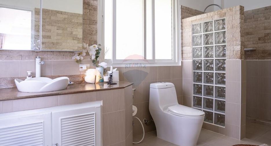 For rent 4 bedrooms villa in Ko Samui, Surat Thani