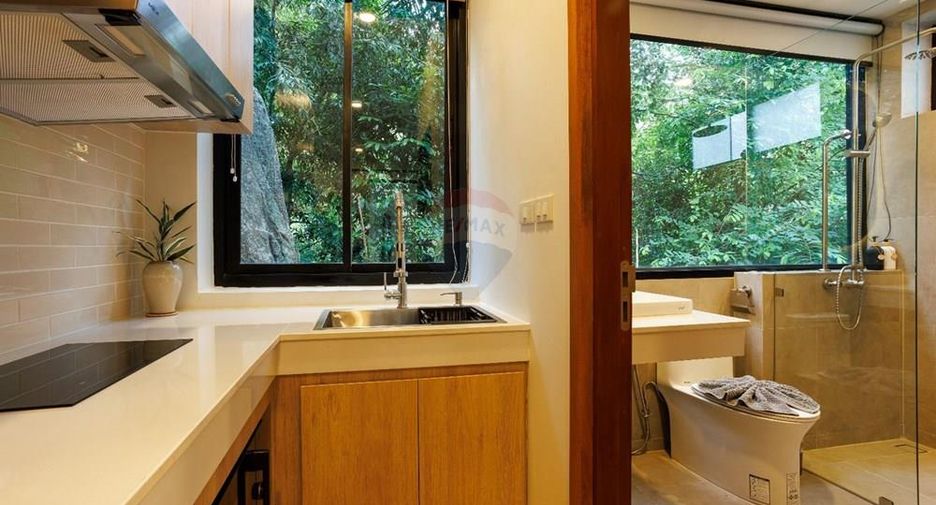 For rent 4 bedrooms villa in Ko Samui, Surat Thani