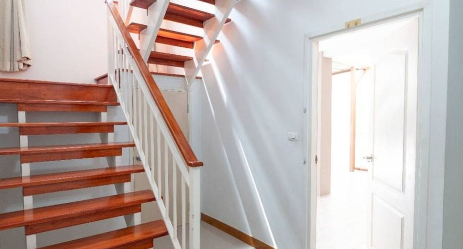 For sale 4 bedrooms house in Khlong Sam Wa, Bangkok
