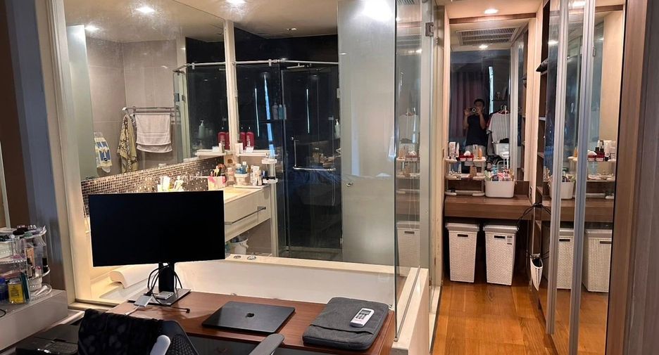 Продажа 1 кровать кондо в Сатхон, Бангкок