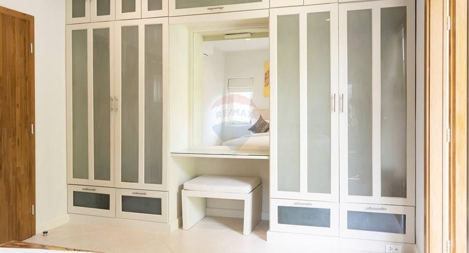 For rent 2 bedrooms townhouse in Ko Samui, Surat Thani