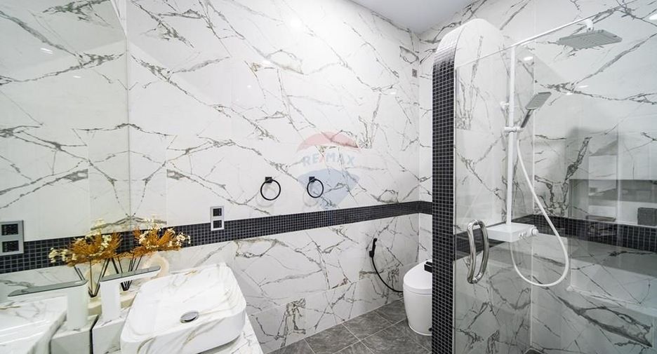 À vendre 3 chambres villa à Ko Samui, Surat Thani