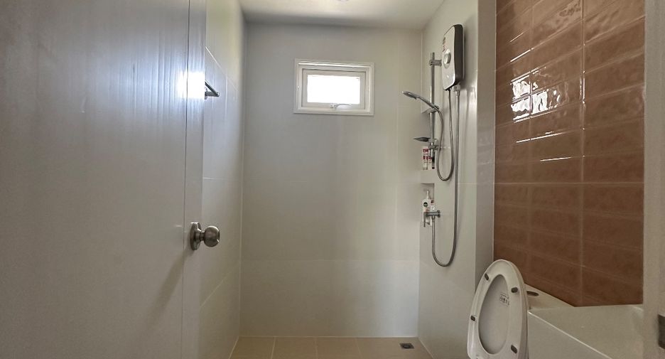 For sale 3 bedrooms house in Lam Luk Ka, Pathum Thani