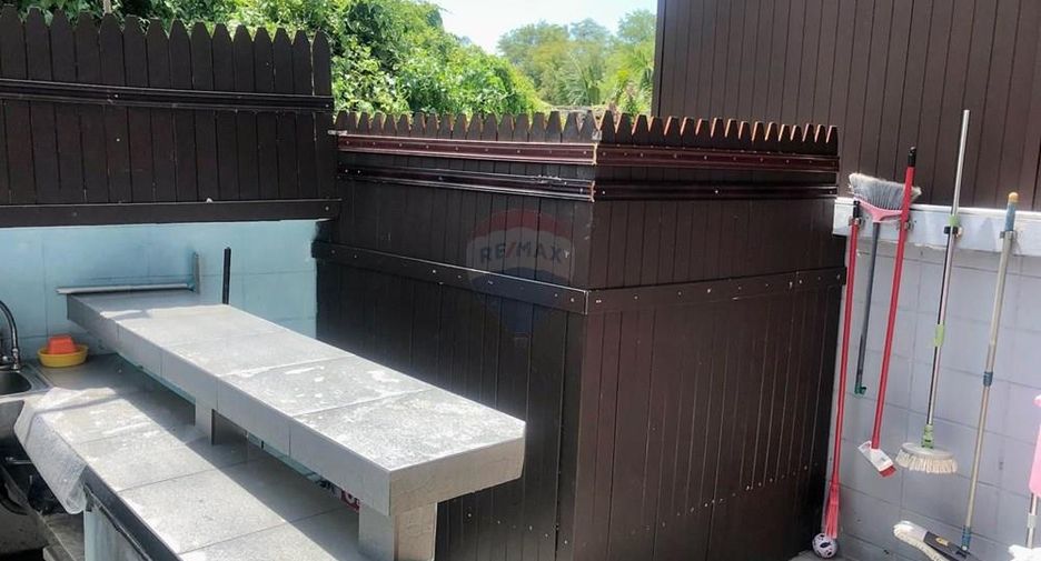 For sale 2 bedrooms townhouse in Ko Samui, Surat Thani