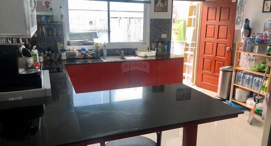 For sale 2 bedrooms townhouse in Ko Samui, Surat Thani